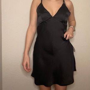 Black silky dress size (s/m) flowy